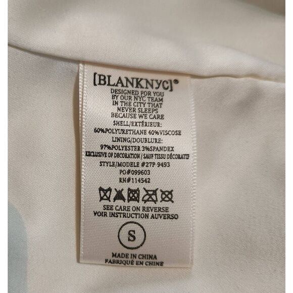 Blanknyc Embroidered Floral Faux Leather Moto Jacket Size Small - Picture 6 of 9